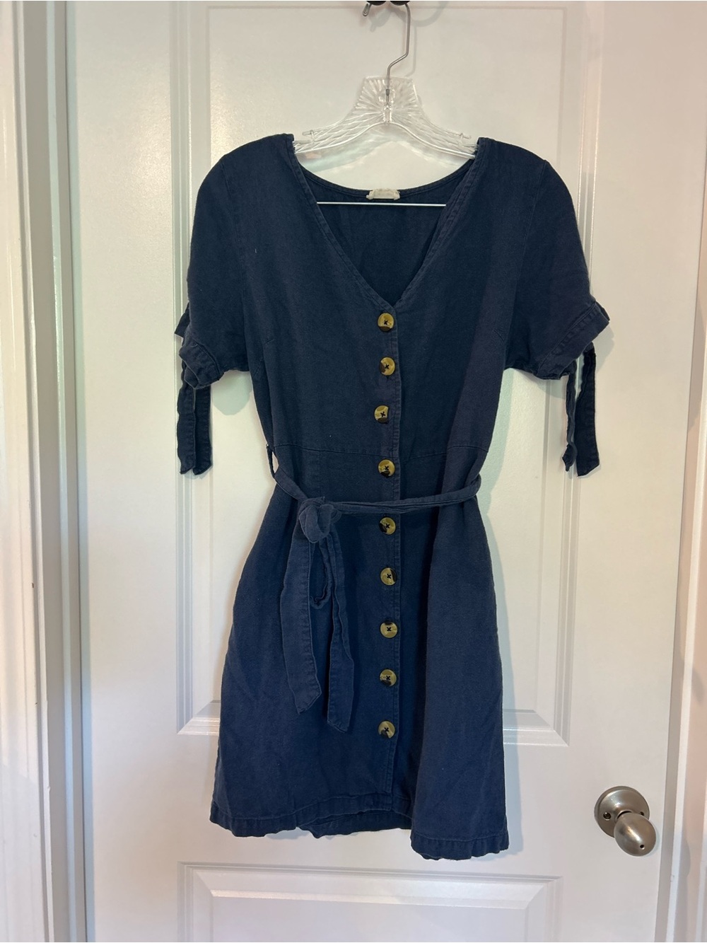 V-Neck Navy Button-Front Mini Dress with Tie Waist and sleeves